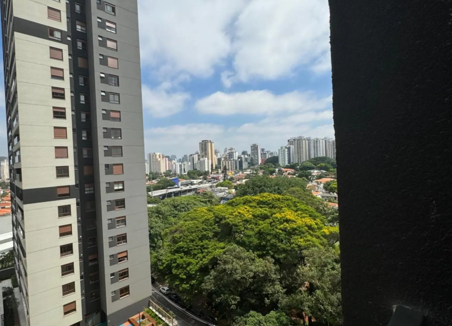 Studio Novo E Completo Sao Paulo